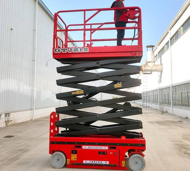 南康自行走移动式升降机